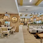 Otel Serenity 4*