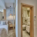 Serenity Otel 4*