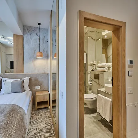 Serenity Hotel 4*