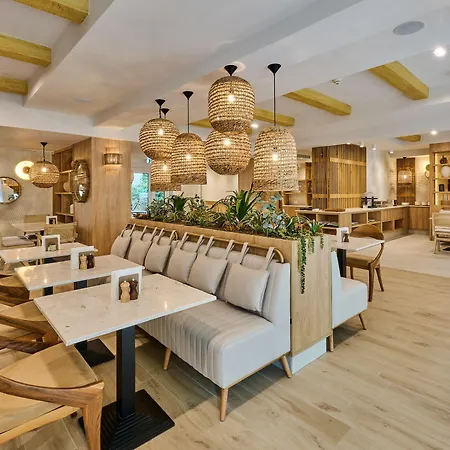 Serenity Hotel