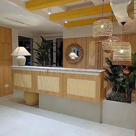 Serenity Hotell 4*