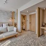 Serenity 4*
