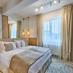 Ξενοδοχείο Serenity 4*